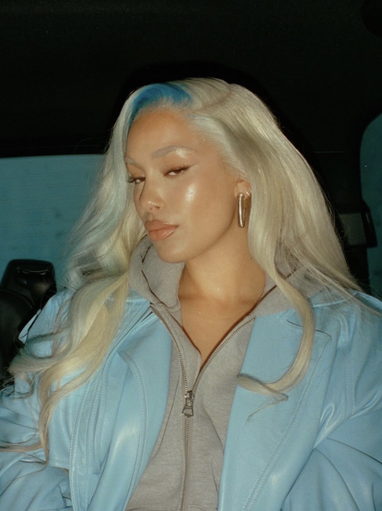Jorja Smith featured wearing Aaliyah The Goat hair